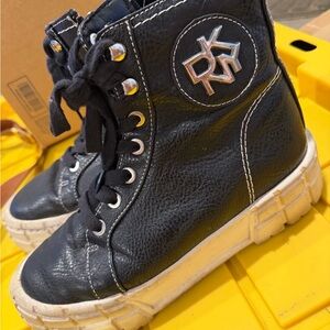DKNY Combat Style Boots – Women’s Size 7